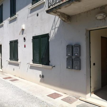 La Casa Di Alyss Apartment Bergamo Luaran gambar