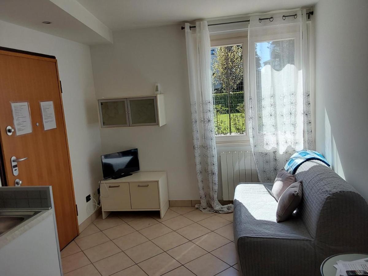 La Casa Di Alyss Apartment Bergamo Luaran gambar