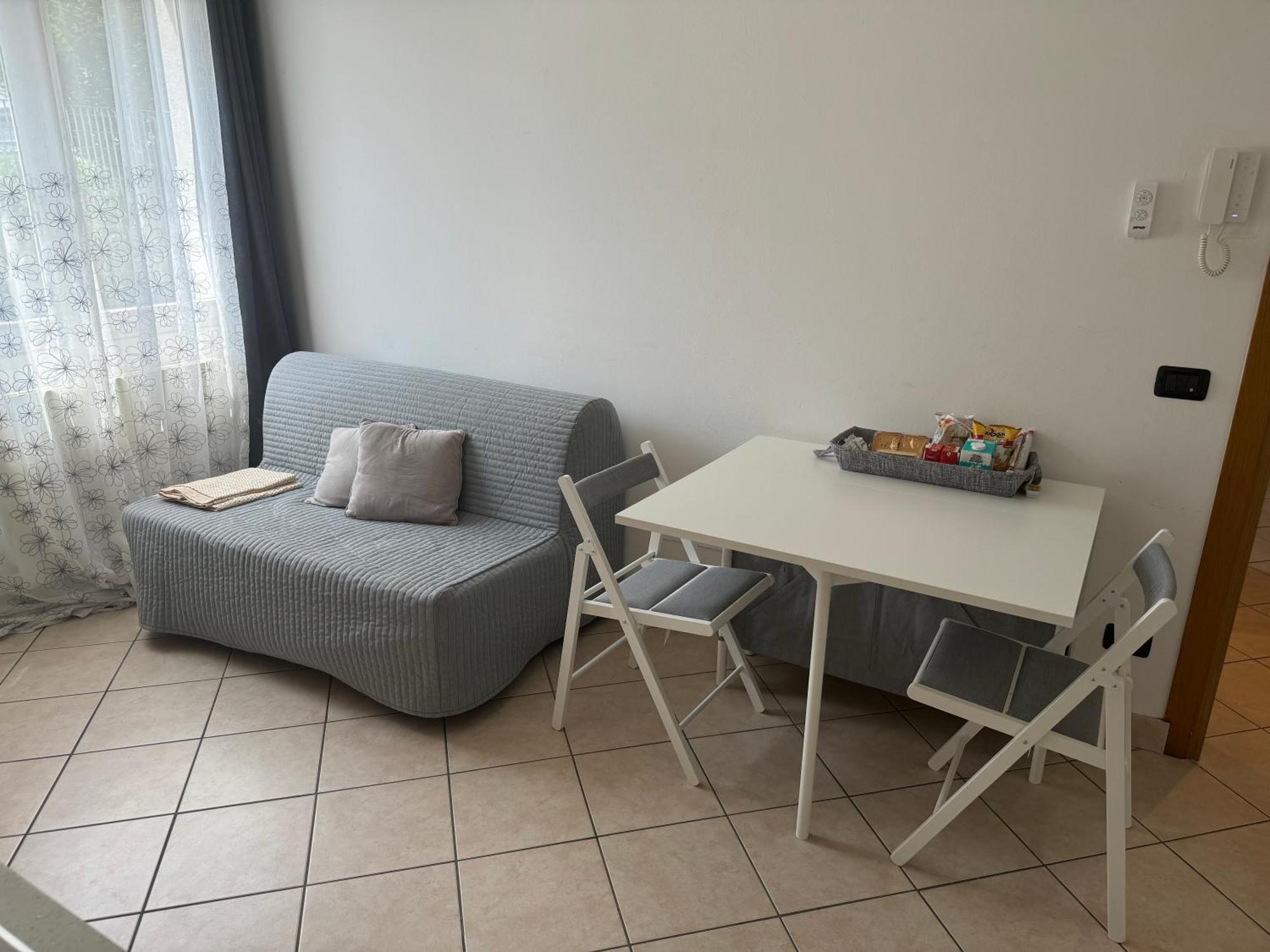 La Casa Di Alyss Apartment Bergamo Luaran gambar